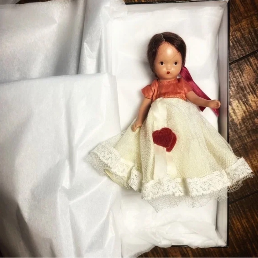 Nancy Ann Storybook Doll bisque 1940s 5.5 inches Valentines Queen of Hearts